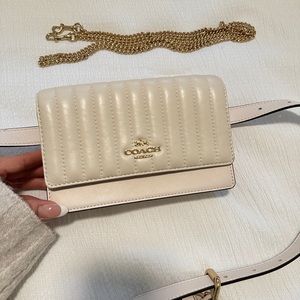 Coach Small bag with Linear Quilting